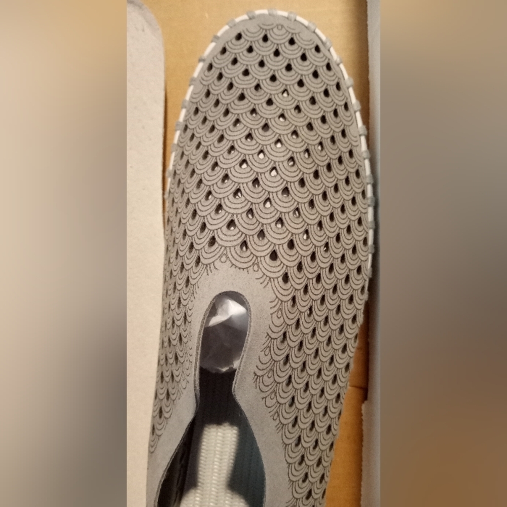 Ilse Jacobsen Grey Tulip Perforated Slip-On Sneakers Size 41